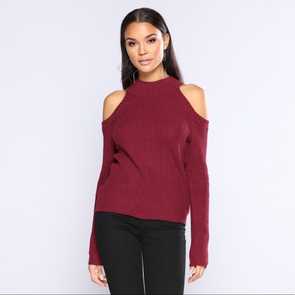 NWT cold shoulder sweater - S - Picture 4 of 7